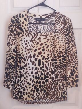 Jones NY Leopard Print 3/4 Length Sleeve Top